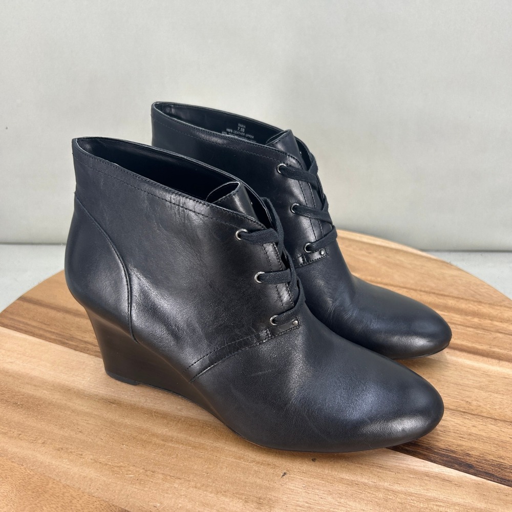 Ralph Lauren Tamia Black Leather Wedge Ankle Boots Womens 7.5 B Lace Up